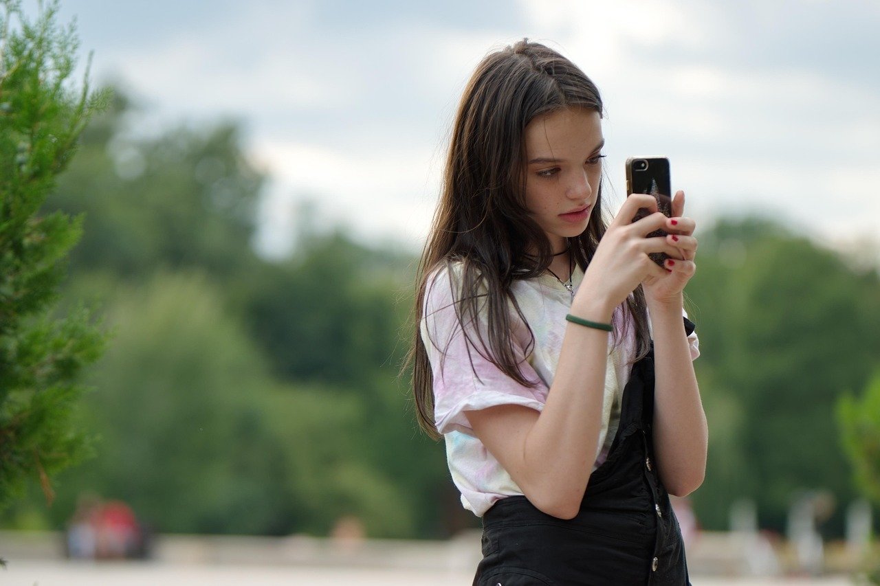 Updating Is Easier Than Ever Before (image credits: pixabay)