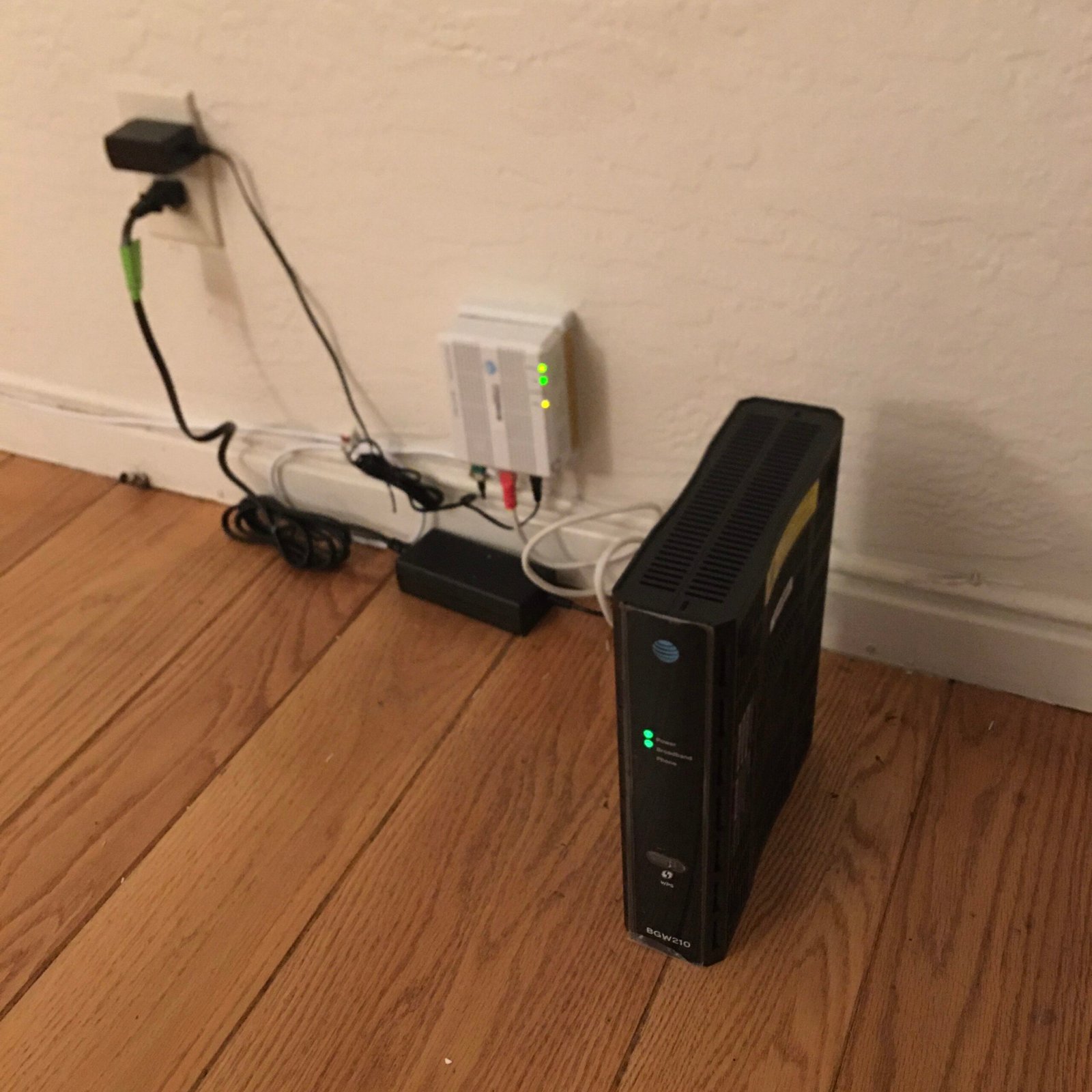 Common Mistakes That Kill Wi-Fi Speed (image credits: wikimedia)