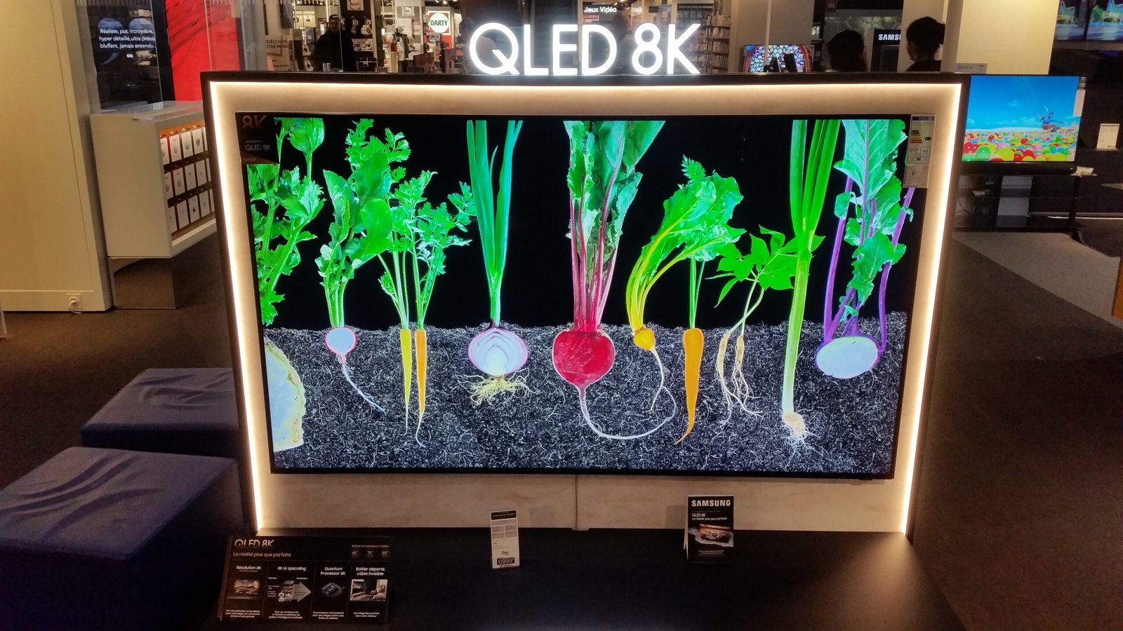 Quantum Dots Unleashed Samsung QLED Explained (image credits: wikimedia)