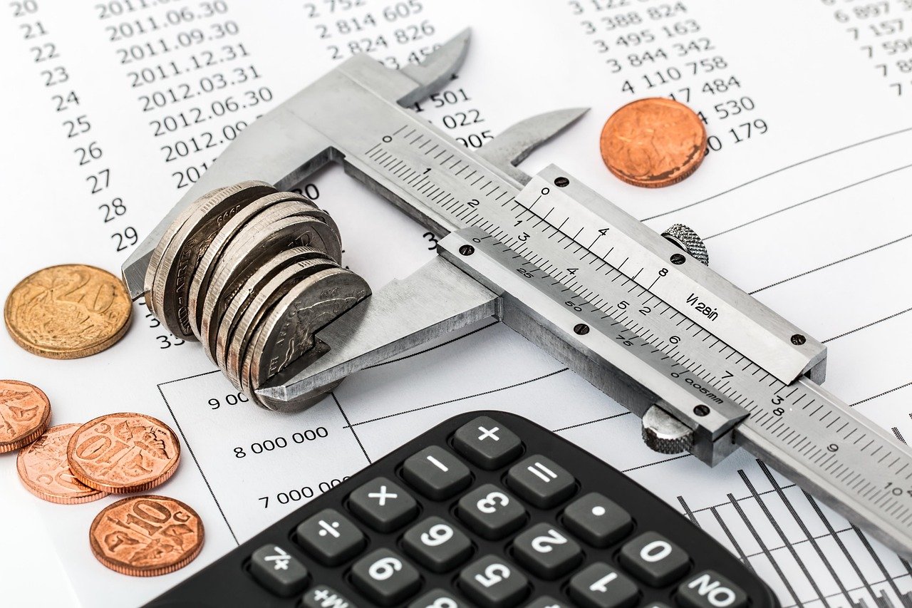 Price Versus Value Making Every Dollar Count (image credits: pixabay)