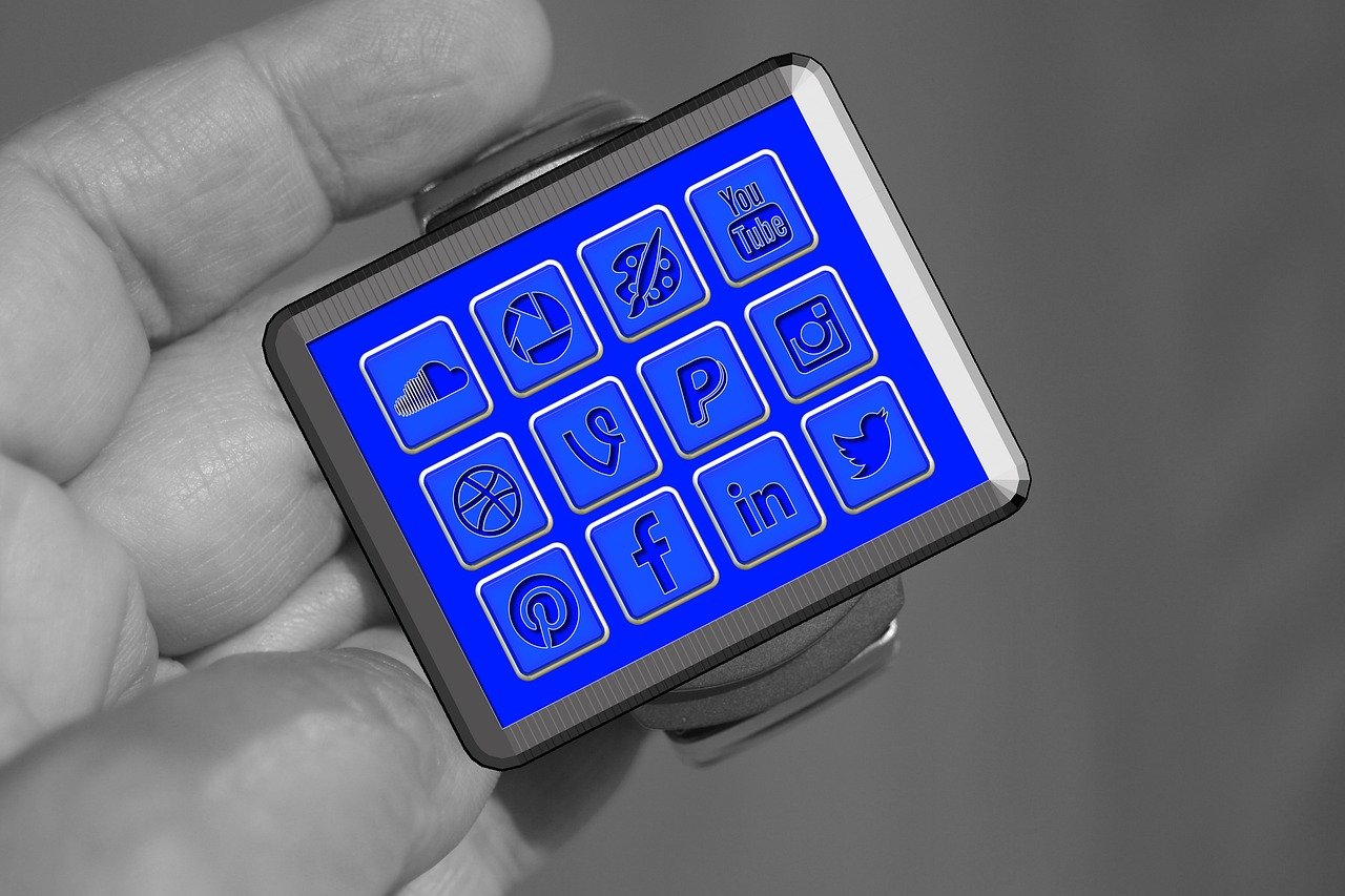 Pick Battery-Smart Apps for Daily Use (image credits: pixabay)