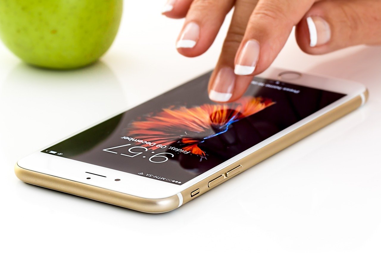 Compatibility Concerns with Apps (image credits: pixabay)